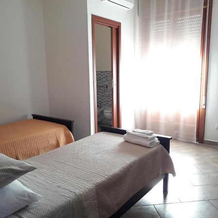 Bed and Breakfast Colori Del Salento Cellino San Marco Exterior foto