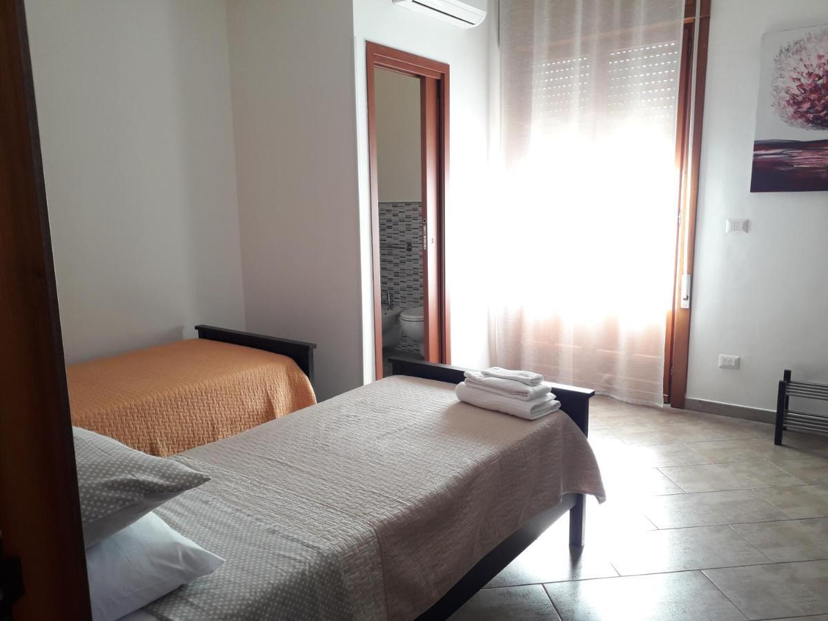 Bed and Breakfast Colori Del Salento Cellino San Marco Exterior foto